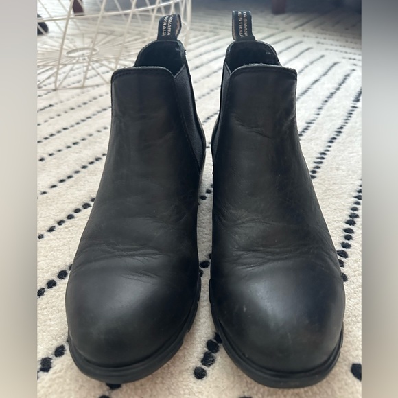 Blundstone Boots. - Picture 5 of 6